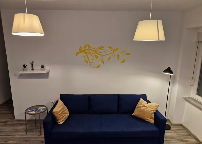 Yellow Διαμέρισμα