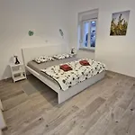 Apartamento Yellow *
