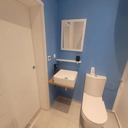 Apartment Yellow Pula